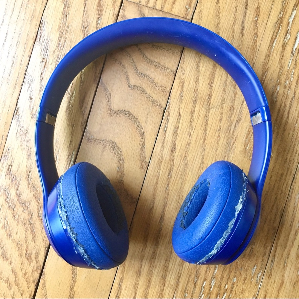 4/$10 - Beats by Dr. Dre Solo Wireless Headphones - Blue - Picture 5 of 15